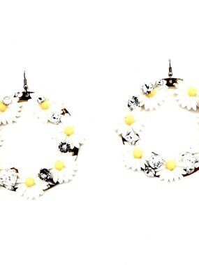 GASOLINE GLAMOUR SWAN RIVER DAISY EARRINGS🦢🌼💎